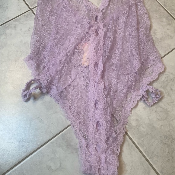 VSLingerie - Picture 2 of 5